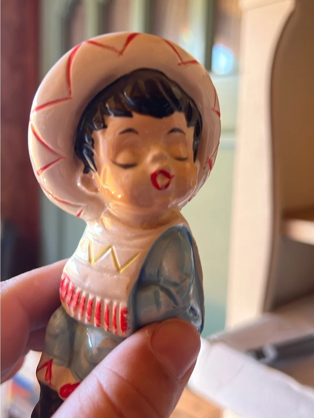 Vintage Ceramic Kissing Couple Figurines in Cream, Red & Blue